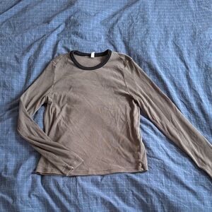 KOTN Gray Ribbed Top with Black Trim